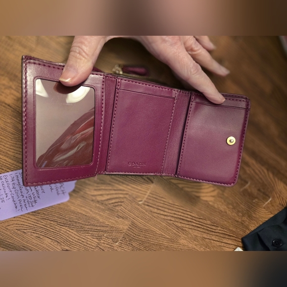 EUC COACH Sm Trifold Zip Around Wallet Dk Brown/Purple Snap Close 3 Card Slots - Picture 9 of 16